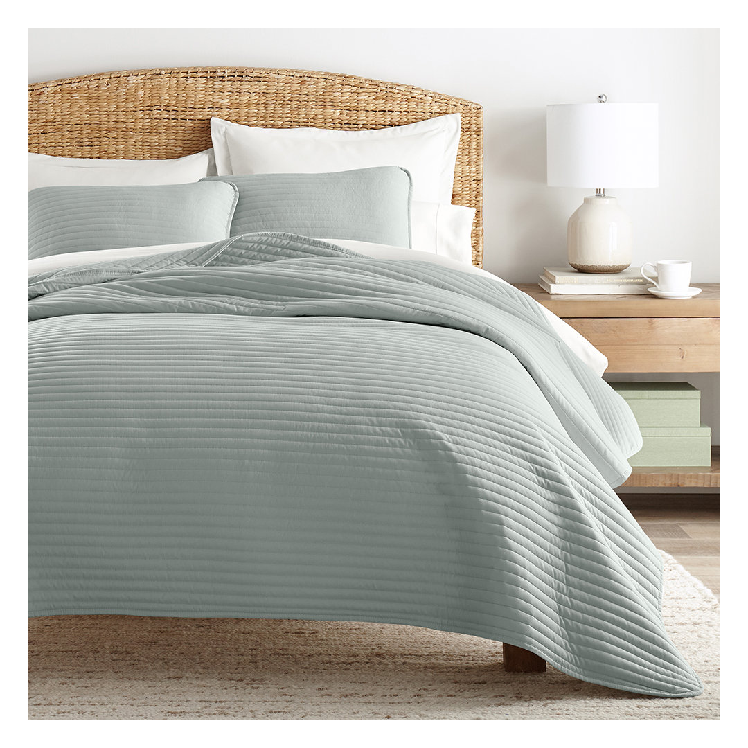 Becky Cameron Lightweight All Season Stripe Stitch Quilt Set with Shams